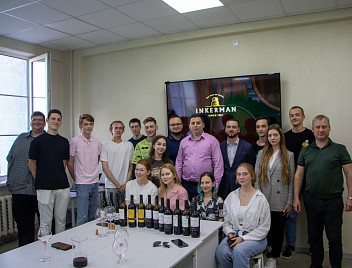 Одни из лучших виноделов Крыма провели мастер-класс для студентов КубГАУ